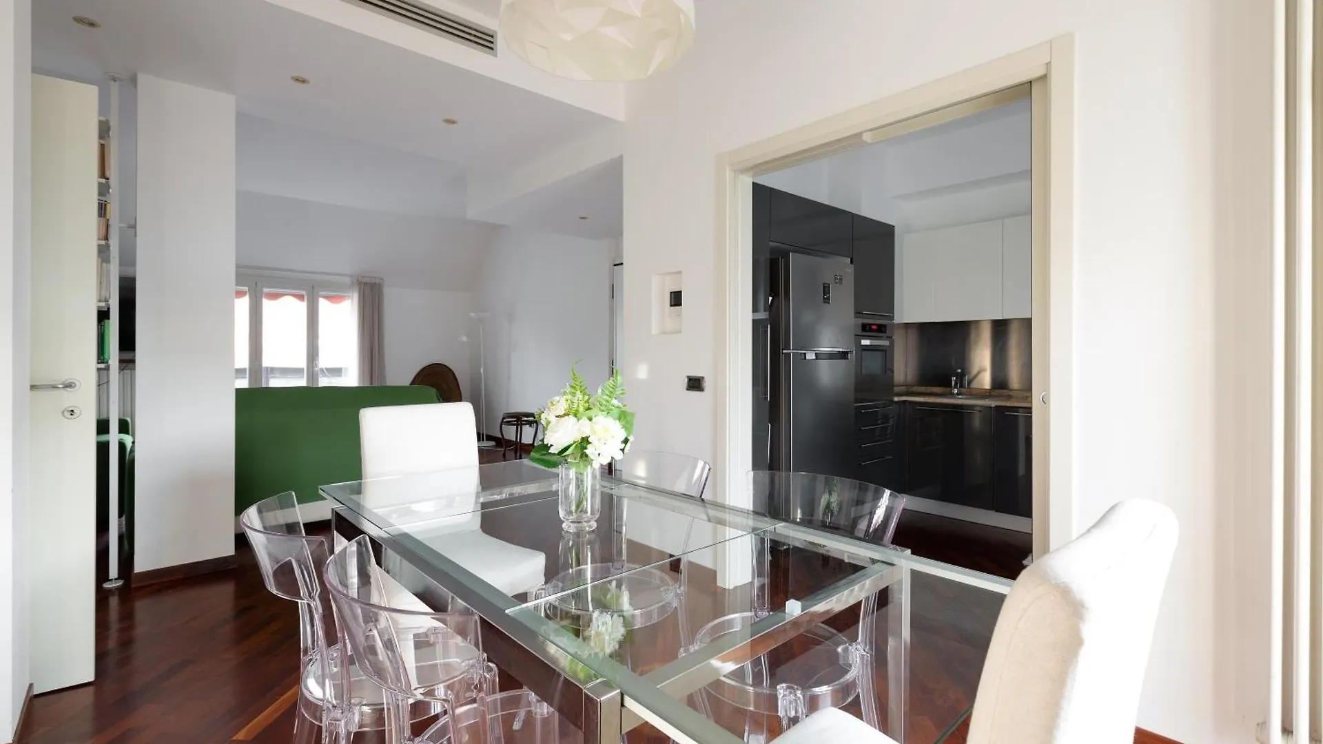 Mm Istria White Apartment Milan Italy